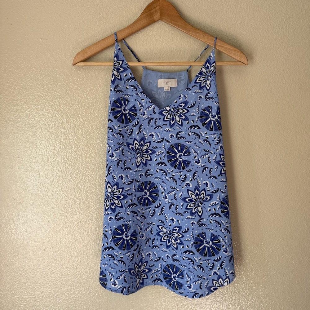 ❇️LOFT Blue and White Floral Camisole 2 for $22❇️